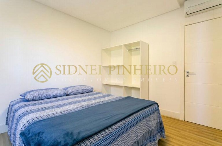 517 - Apartamento frente mar na Praia de Mariscal