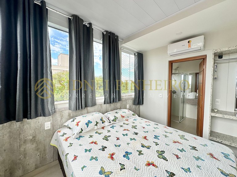555 - Apartamento 01 dormitório na Praia de Mariscal