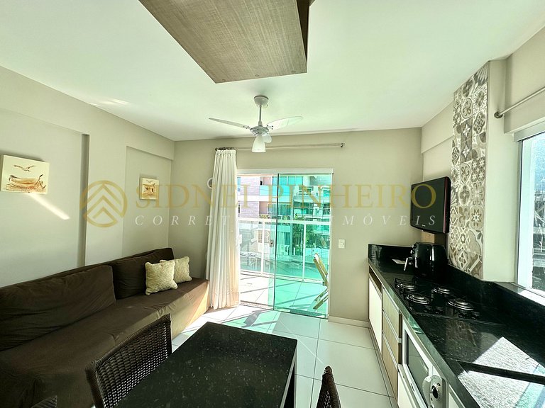 532 - Apartamento 01 dormitório na Praia de Mariscal