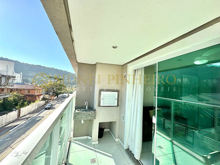 534 - Apartamento 01 dormitório na Praia de Mariscal