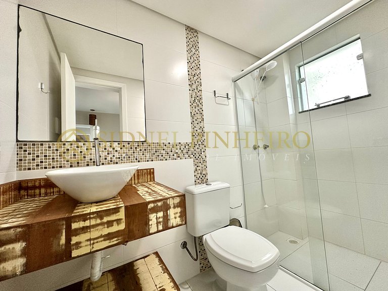 536 - Apartamento 02 suítes na Praia de Mariscal