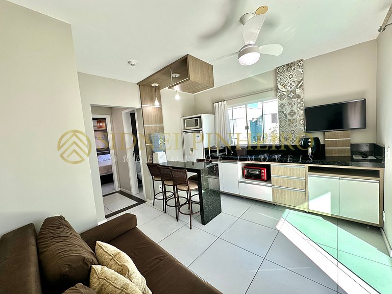 537 - Apartamento 01 dormitório na Praia de Mariscal