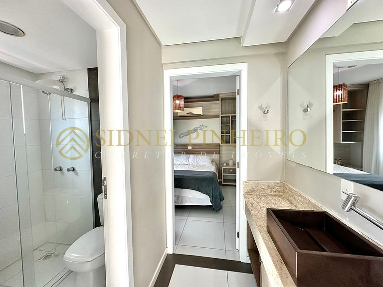 541 - Apartamento 01 dormitório na Praia de Mariscal