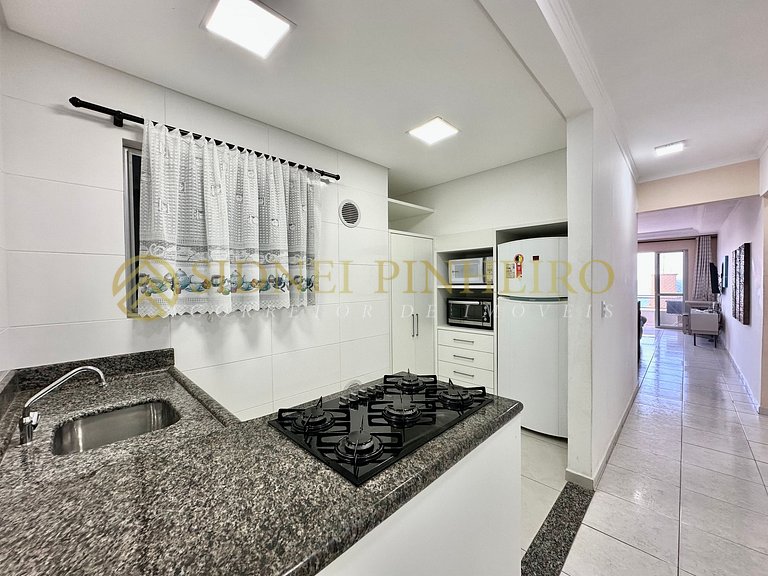 029 - Apartamento 3 dormitórios na Praia de Bombas