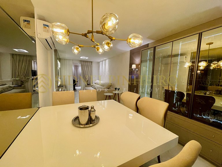 007 - Apartamento 03 dormitórios na Praia de Bombas