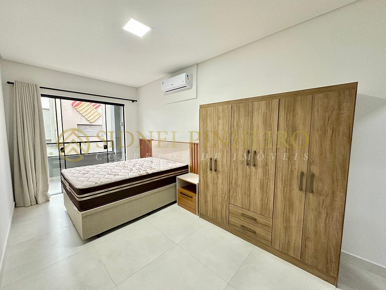 026 - Apartamento 02 dormitórios na Praia de Bombas