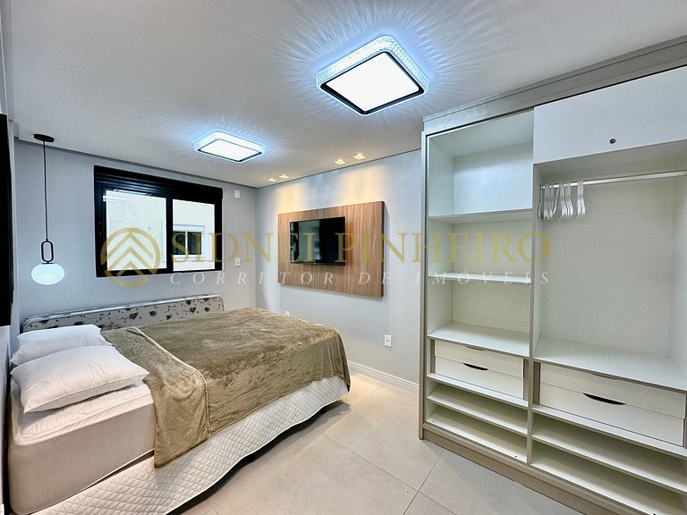 552 - Apartamento 02 suítes na Praia de Bombas