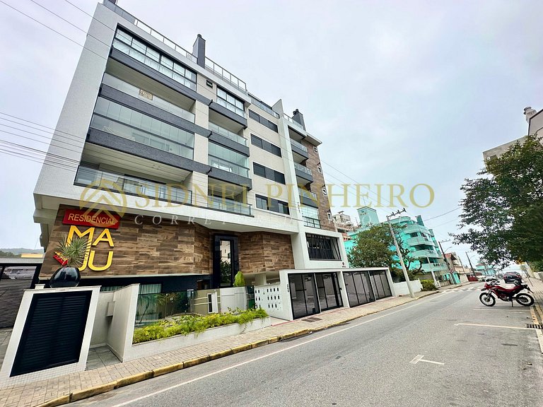 552 - Apartamento 02 suítes na Praia de Bombas