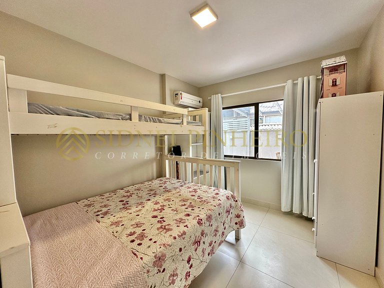 034 - Apartamento 02 dormitórios na Praia de Bombas
