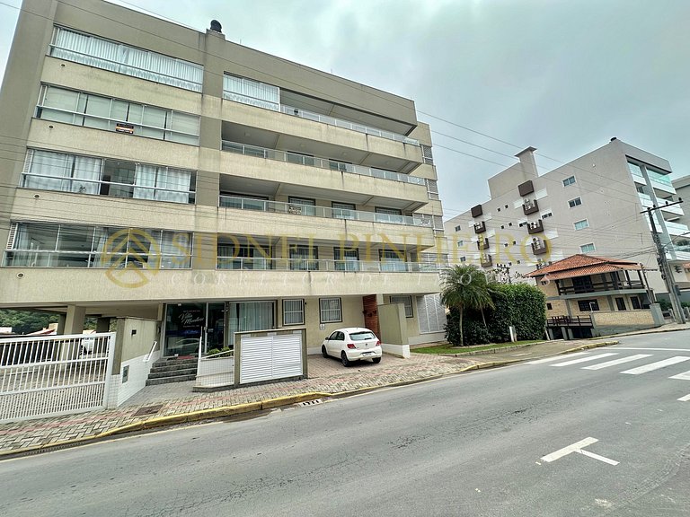 039 - Apartamento 02 dormitórios na Praia de Bombas