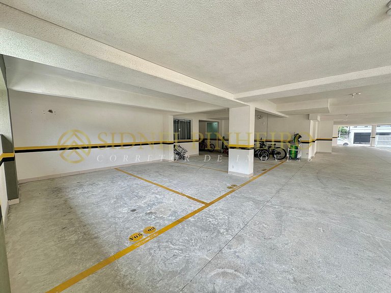039 - Apartamento 02 dormitórios na Praia de Bombas