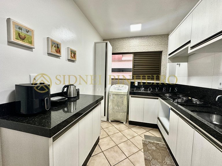 500 - Apartamento 2 dormitórios na Praia de Bombas