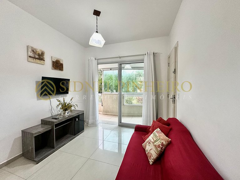038 - Apartamento de 03 dormitórios na Praia de Bombas