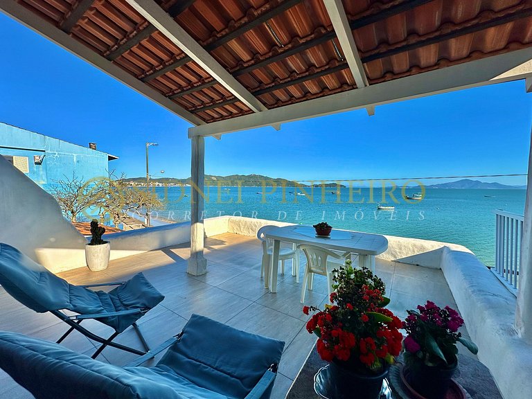 032 - Casa frente mar na Praia de Morrinhos