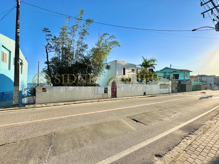 032 - Casa frente mar na Praia de Morrinhos