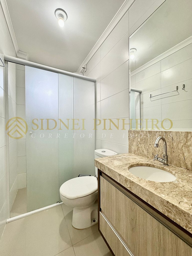 501 - Apartamento 03 dormitórios na Praia de Bombas