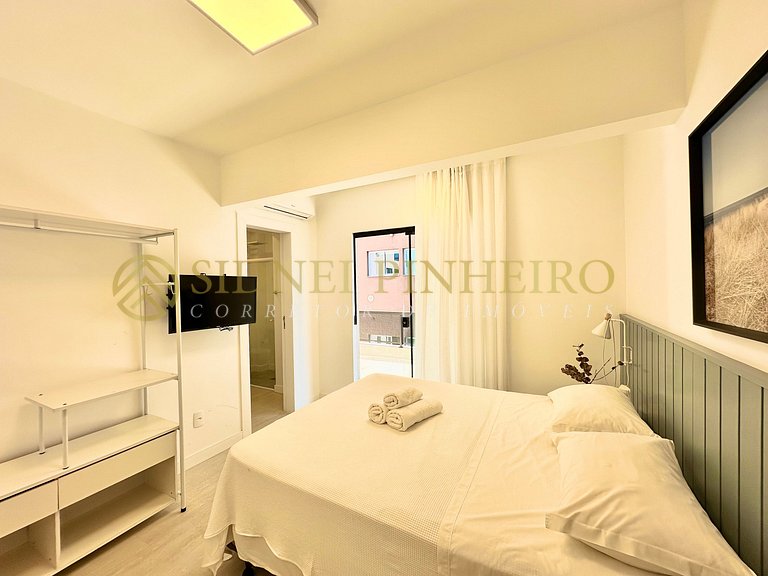 540 - Cobertura com 6 suítes com vista para o mar