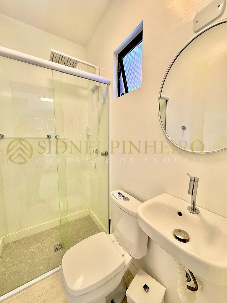 540 - Cobertura com 6 suítes com vista para o mar