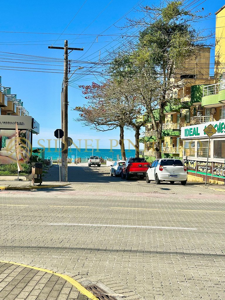 540 - Cobertura com 6 suítes com vista para o mar