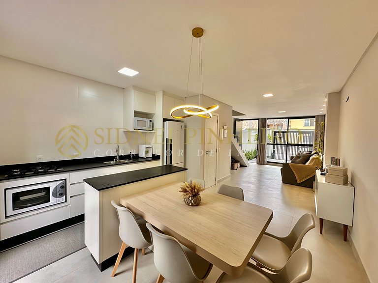 041 - Sobrado 02 suítes na Praia de Bombas