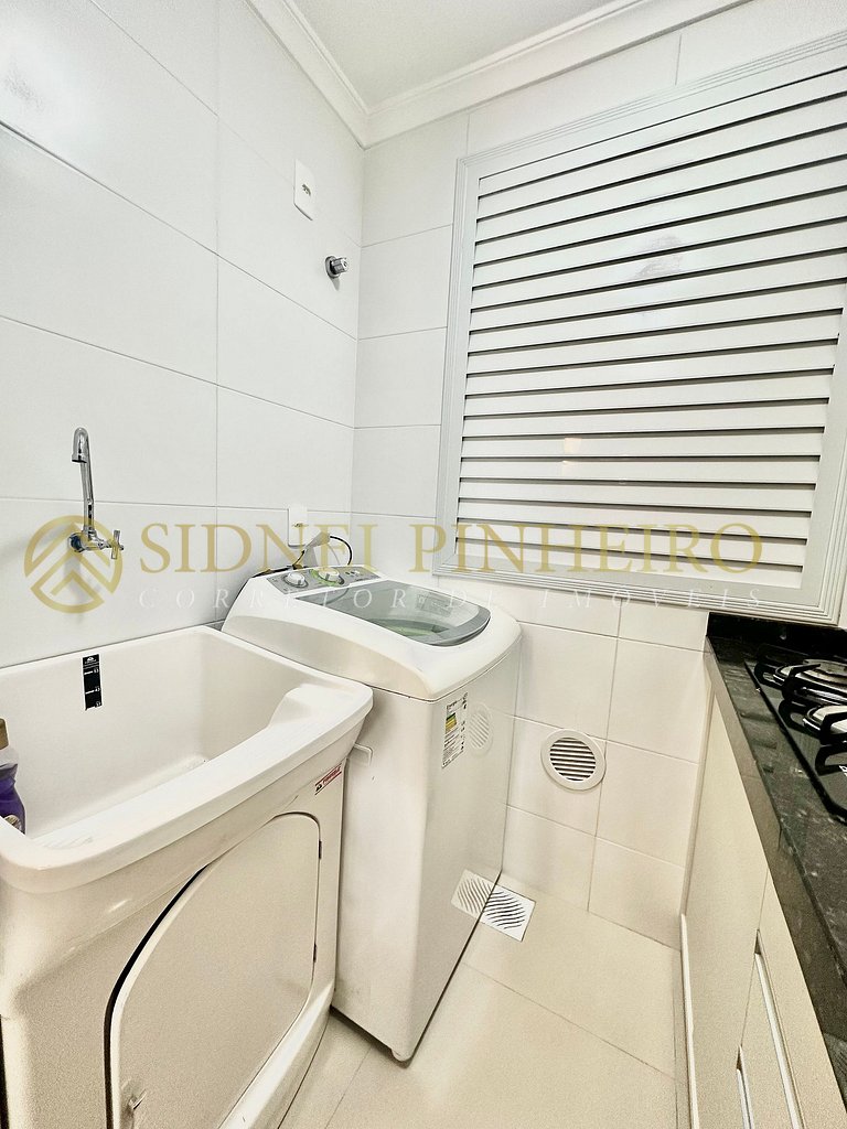 508 - Apartamento 03 dormitórios na Praia de Bombas