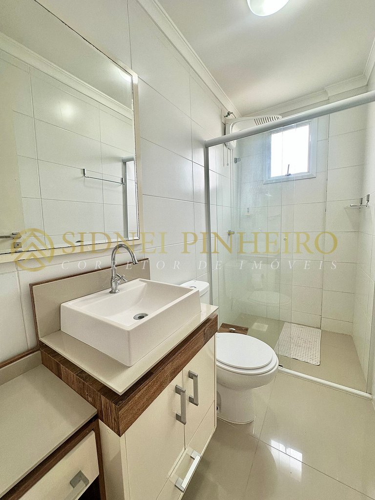 508 - Apartamento 03 dormitórios na Praia de Bombas