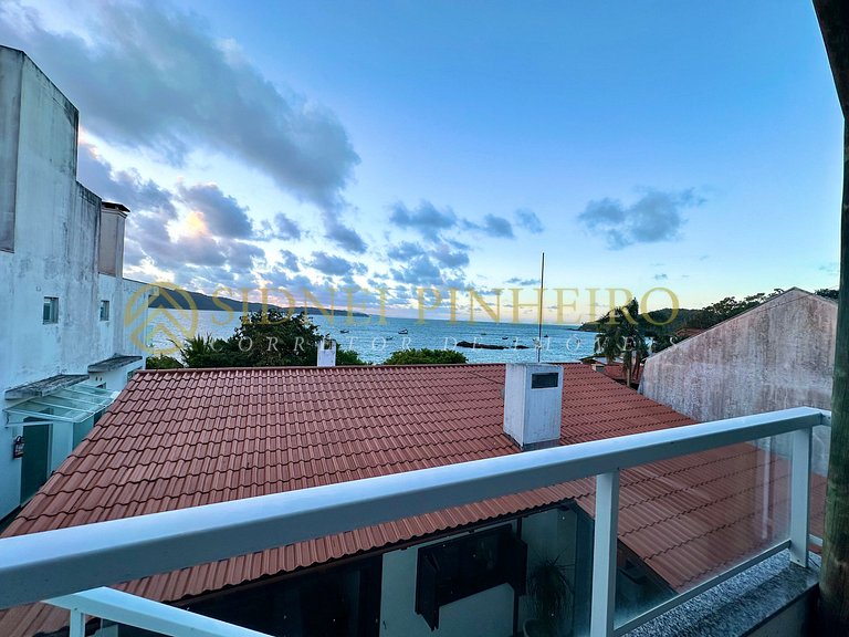 001 - Casa beira mar na Praia de Bombinhas (Lagoinha)