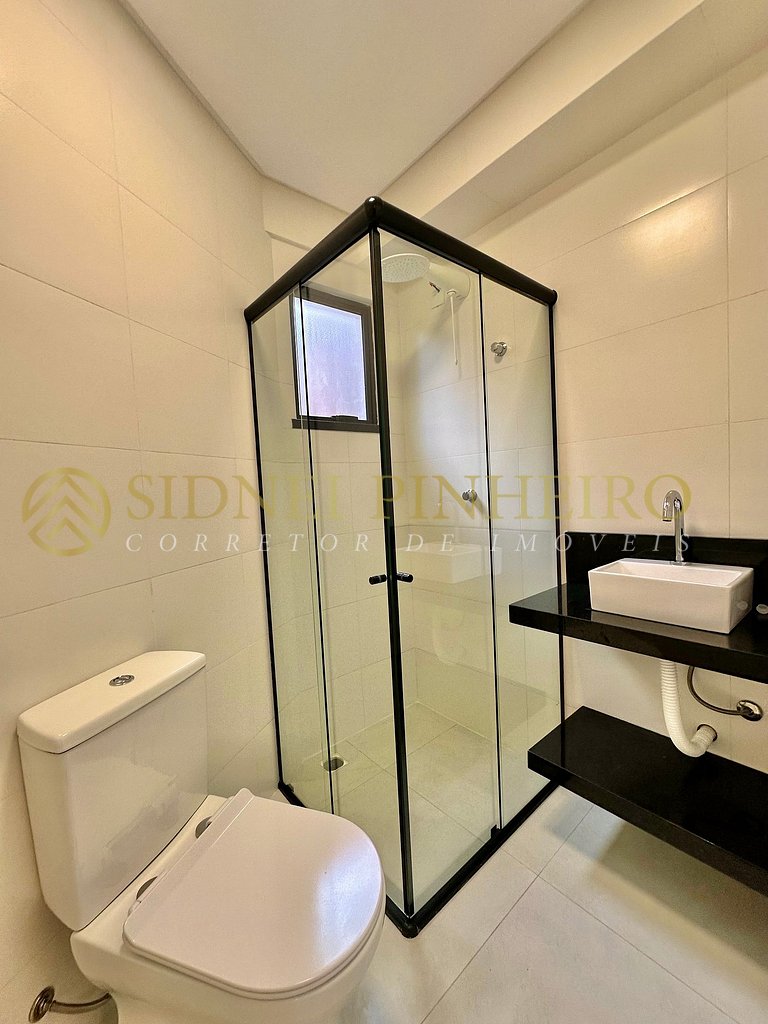 037 - Apartamento 02 suítes na Praia da Lagoinha