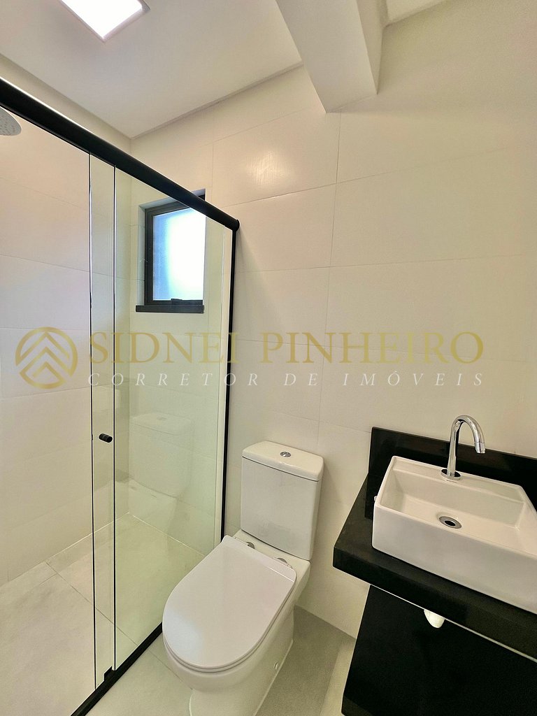 038 - Apartamento 02 dormitórios na Praia da Lagoinha