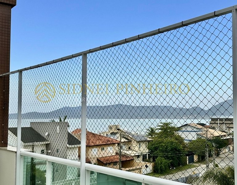 012 - Cobertura duplex na Praia de Mariscal