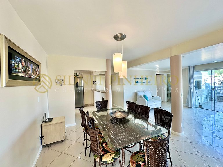 016 - Cobertura quadra mar 04 dormitórios no Centro