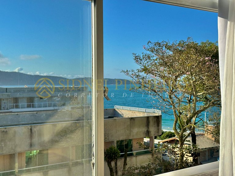 016 - Cobertura quadra mar 04 dormitórios no Centro