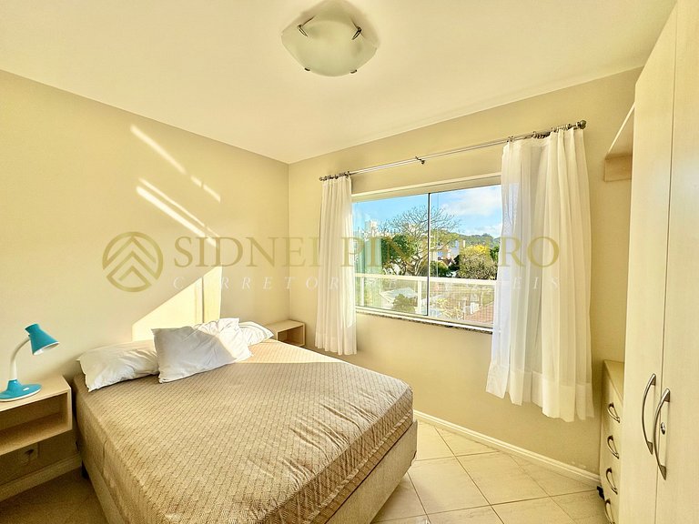 016 - Cobertura quadra mar 04 dormitórios no Centro