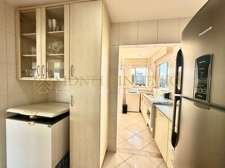 016 - Cobertura quadra mar 04 dormitórios no Centro