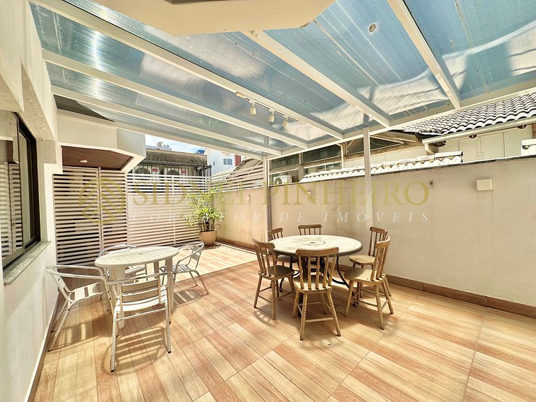 034 - Apartamento 02 dormitórios na Praia de Bombas