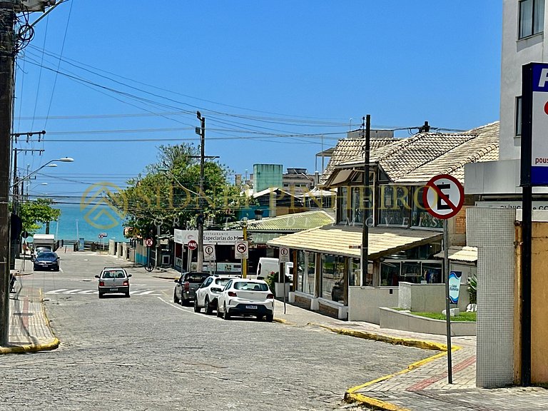 034 - Apartamento 02 dormitórios na Praia de Bombas