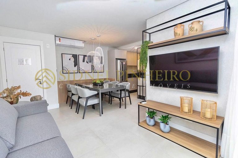 519 - Apartamento 03 dormitórios na Praia de Bombinhas