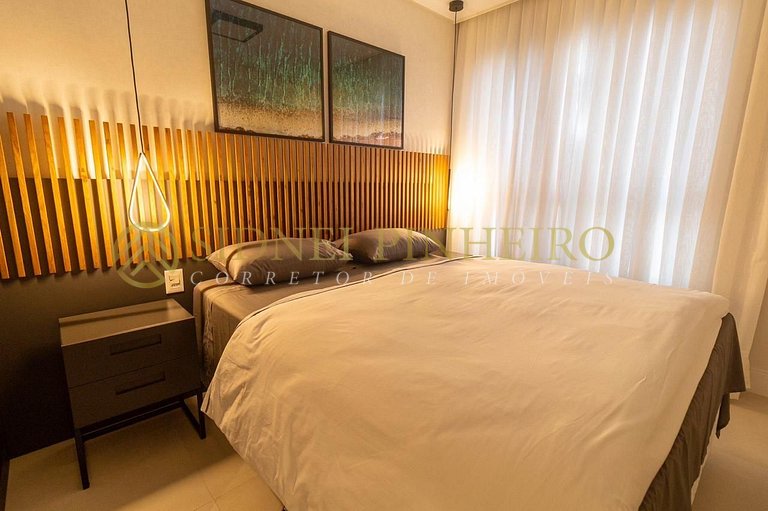 519 - Apartamento 03 dormitórios na Praia de Bombinhas