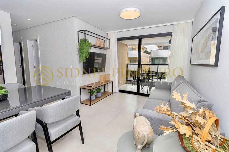 519 - Apartamento 03 dormitórios na Praia de Bombinhas