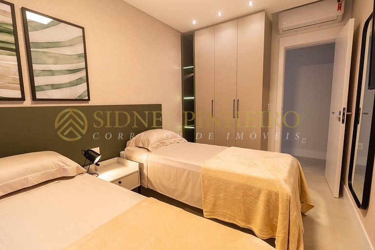 519 - Apartamento 03 dormitórios na Praia de Bombinhas