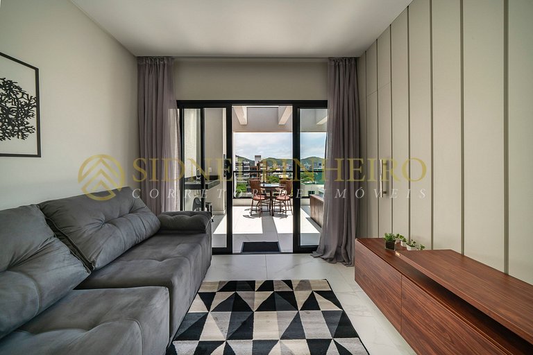 508 - Cobertura duplex na Praia de Mariscal