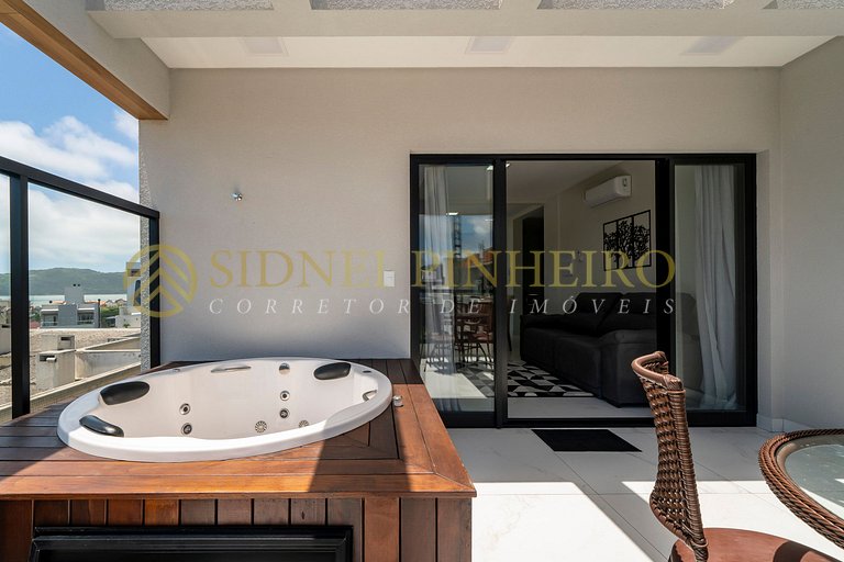 011 - Cobertura duplex na Praia de Mariscal