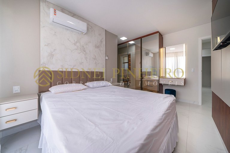 508 - Cobertura duplex na Praia de Mariscal