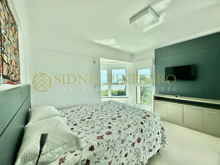 526 - Cobertura frente mar com 04 suítes na Praia de Bombas