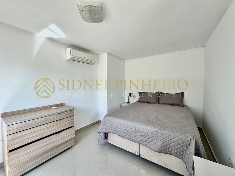 526 - Cobertura frente mar com 04 suítes na Praia de Bombas