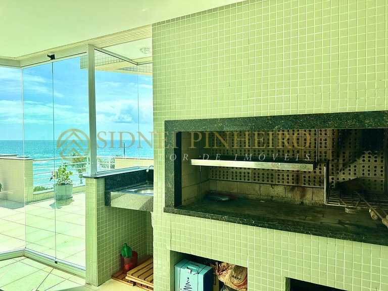 526 - Cobertura frente mar com 04 suítes na Praia de Bombas