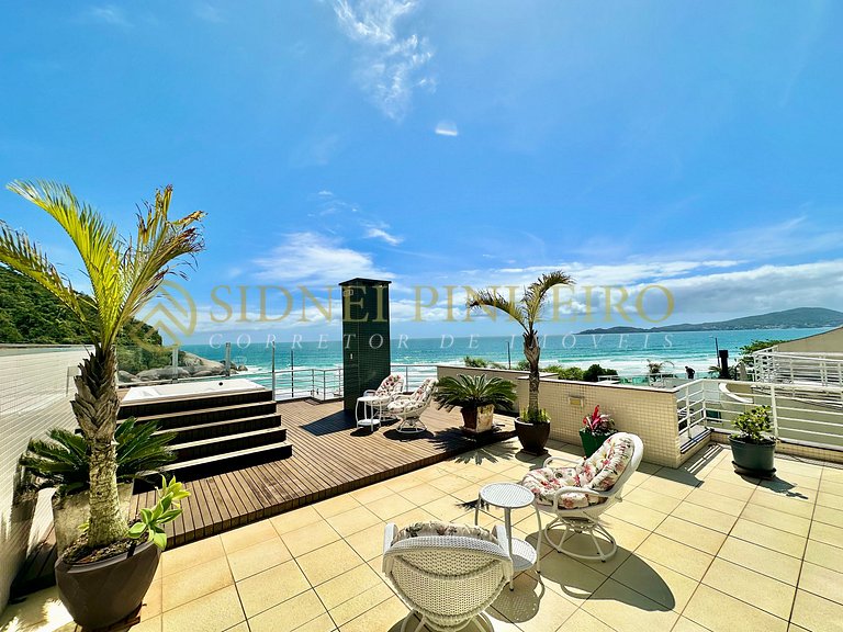 526 - Cobertura frente mar com 04 suítes na Praia de Bombas