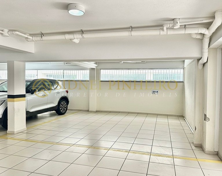 526 - Cobertura frente mar com 04 suítes na Praia de Bombas