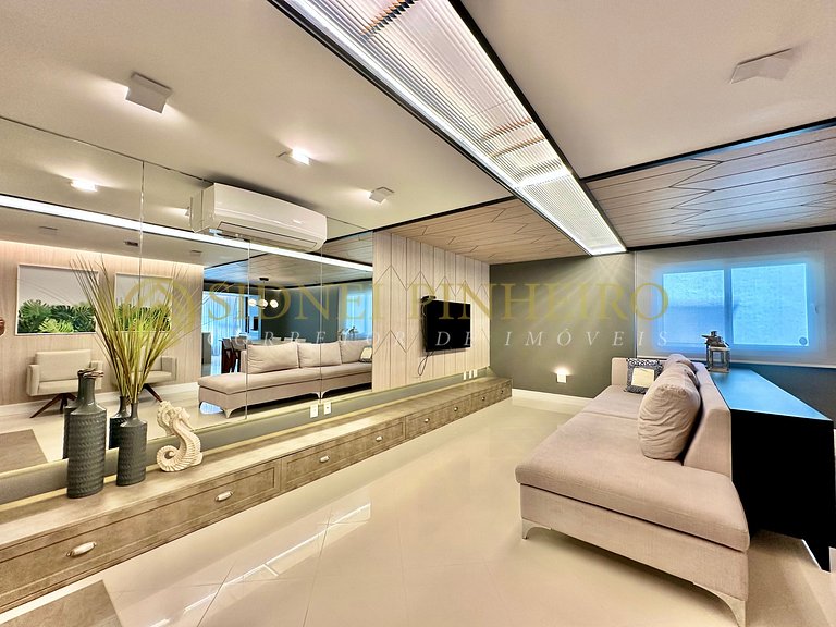 527 - Apartamento em Bombas frente mar 2 suítes