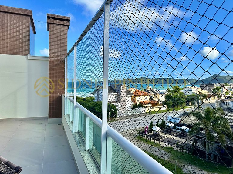 012 - Cobertura duplex na Praia de Mariscal